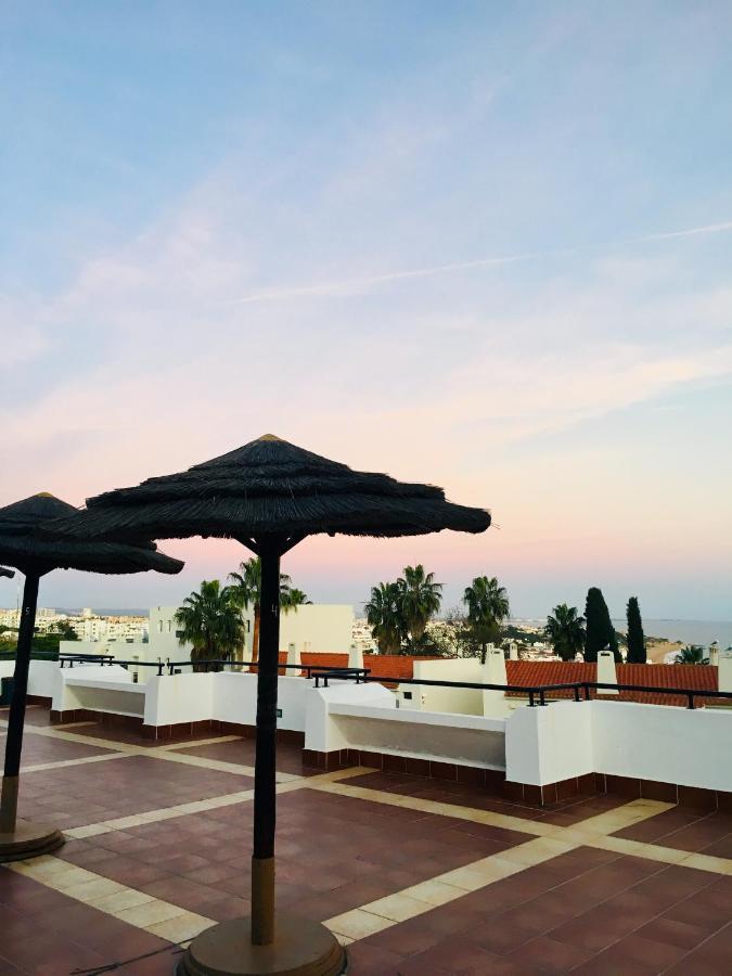 Cozy And Stylish Studio Apt Just 800M From The Beach - New On Booking! Albufeira Dış mekan fotoğraf